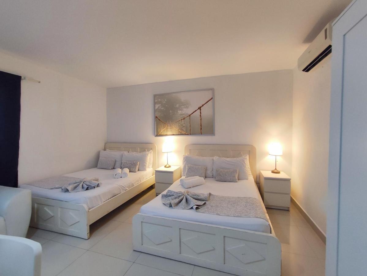 بونتا كانا Dominican Breath - Suites Sol Caribe - Swimming Pool And Beach Club - Playa Bavaro الغرفة الصورة
